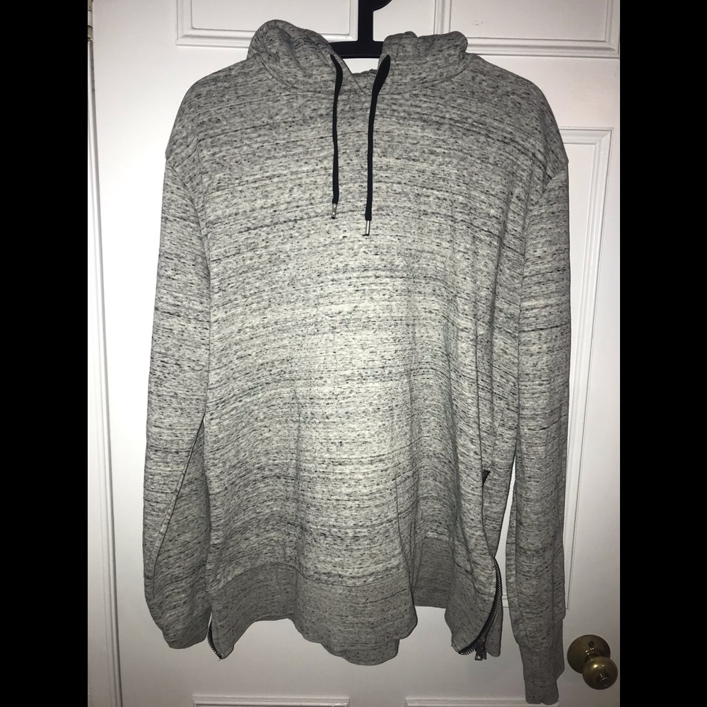 Men’s stylish H&M grey hoodie with side zippers